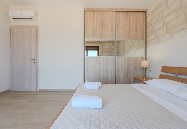 Villa in Keratokambos - Petrina 4 Villa in Keratokambos - Petrina 4