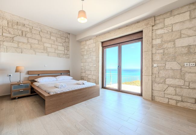 Villa in Keratokambos - Petrina 4 Villa in Keratokambos - Petrina 4