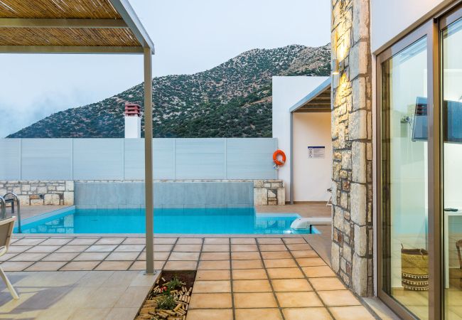 Villa in Bali - Lemoni Villa Villa in Bali - Lemoni Villa