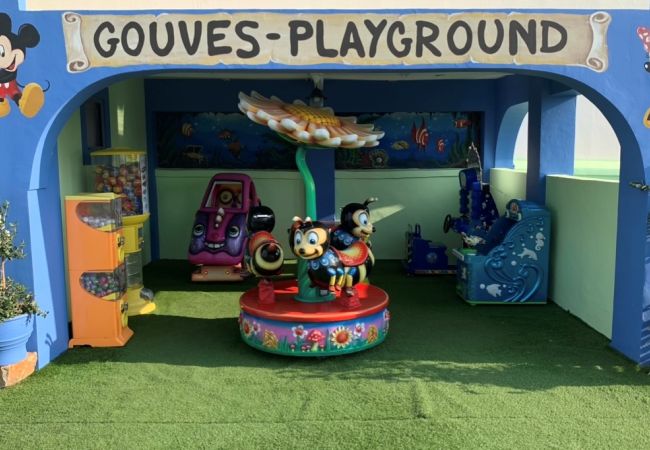 Villa in Kato Gouves - Aphrodite beachfront villa-on the Waves Villa in Kato Gouves - Aphrodite beachfront villa-on the Waves