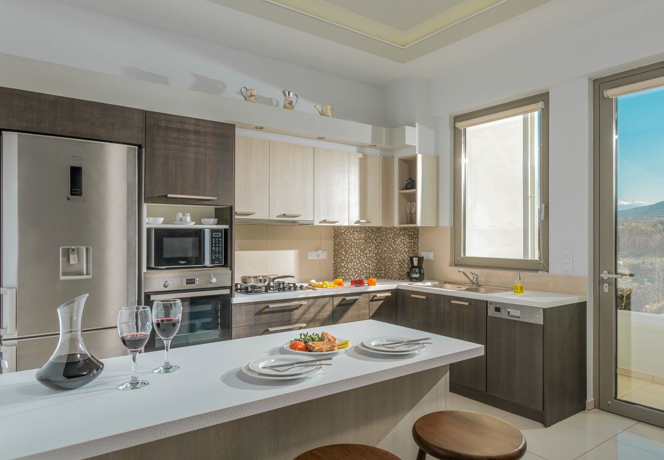 Villa in Kato Gouves - Aphrodite beachfront villa-on the Waves Villa in Kato Gouves - Aphrodite beachfront villa-on the Waves