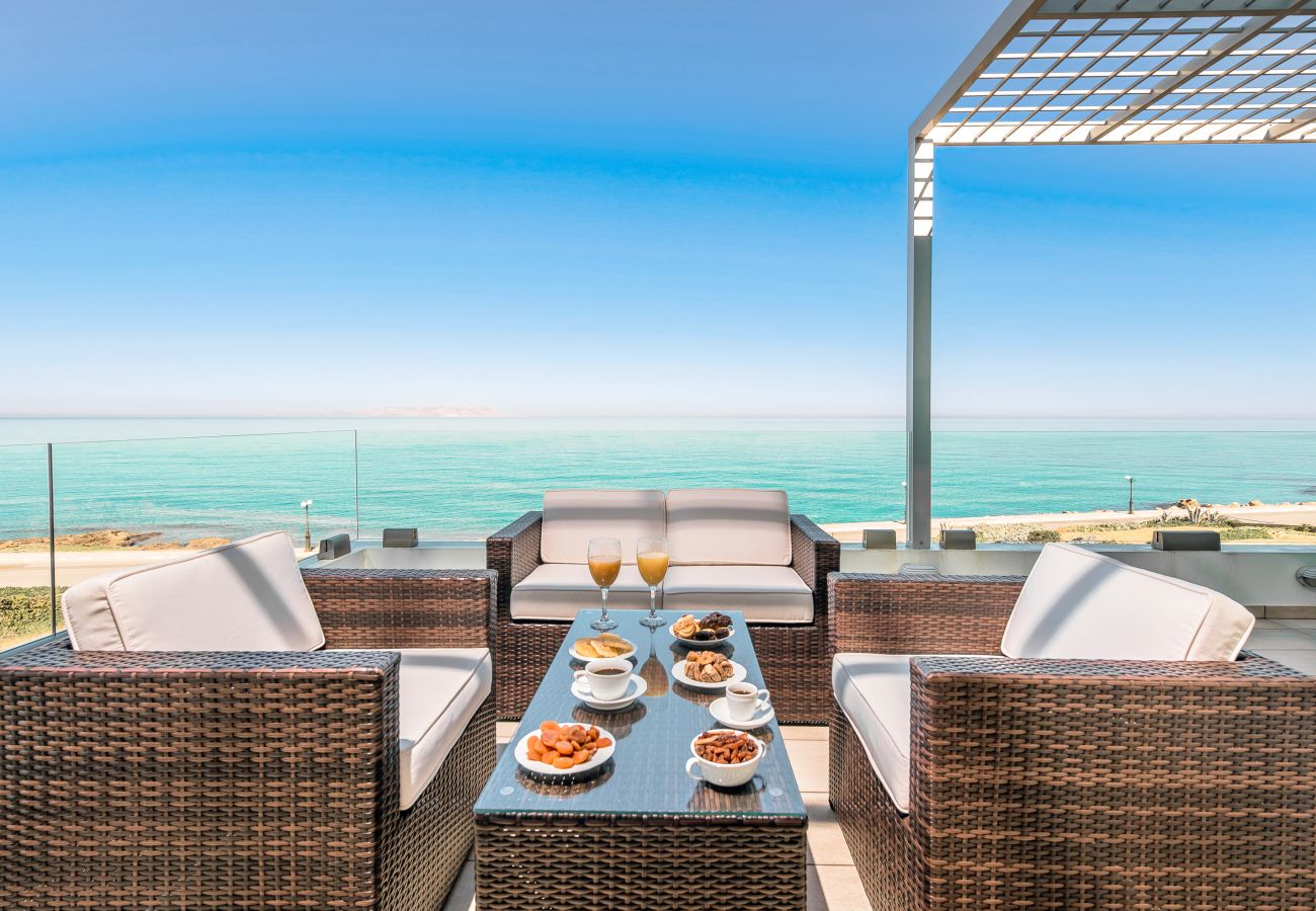 Villa in Kato Gouves - Aphrodite beachfront villa-on the Waves Villa in Kato Gouves - Aphrodite beachfront villa-on the Waves