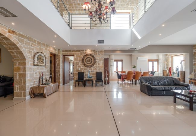 Villa in Agia Paraskevi - Arios Lux Villa Villa in Agia Paraskevi - Arios Lux Villa