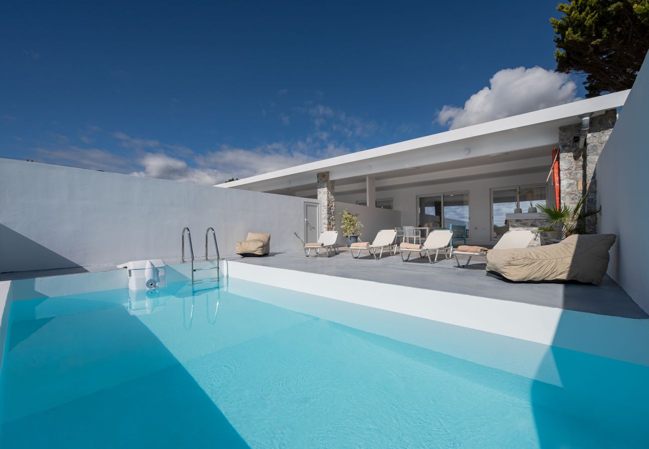 Villa in Damnoni - Mythos 9