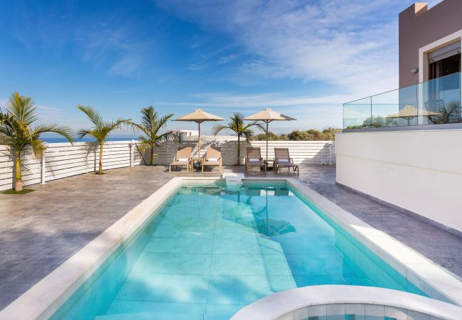 Villa in Maroulas - Elea Silver Villa in Maroulas - Elea Silver