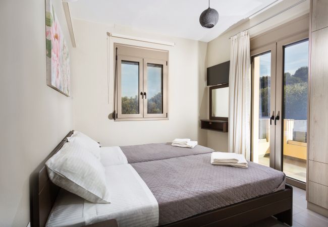 Villa in Maroulas - Elea Gold Villa in Maroulas - Elea Gold