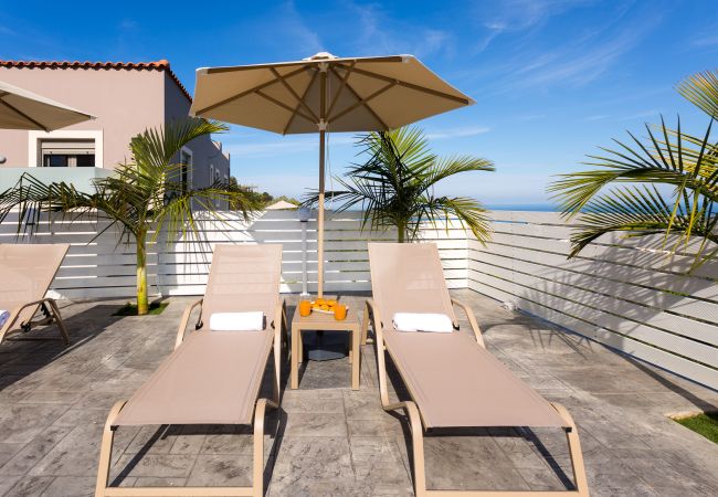 Villa in Maroulas - Elea Gold Villa in Maroulas - Elea Gold