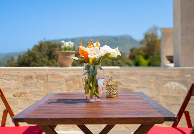 Villa in Amari - Evergreen Villa in Amari - Evergreen