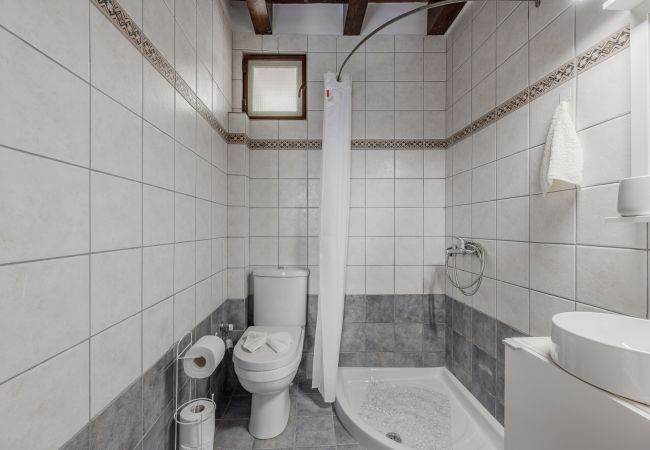 Villa in Amari - Evergreen Villa in Amari - Evergreen