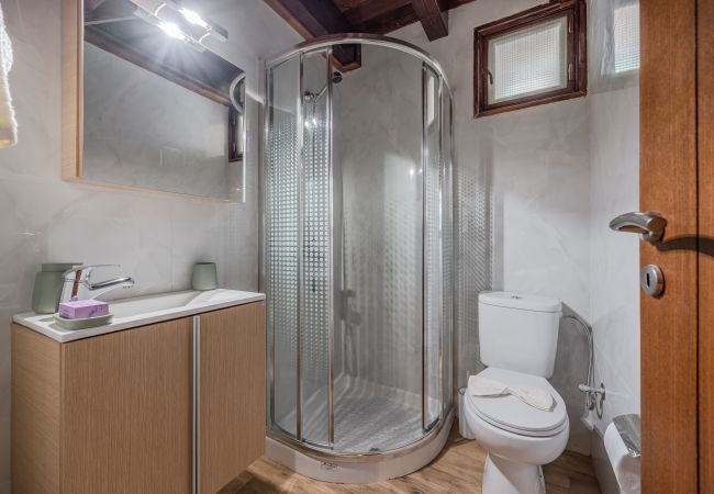 Villa in Amari - Evergreen Villa in Amari - Evergreen