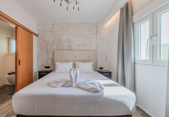 Villa in Melidoni - Varimpo Luxury Escape Villa in Melidoni - Varimpo Luxury Escape