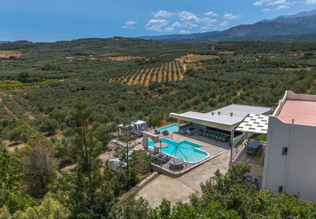 Villa in Melidoni - Varimpo Luxury Escape Villa in Melidoni - Varimpo Luxury Escape