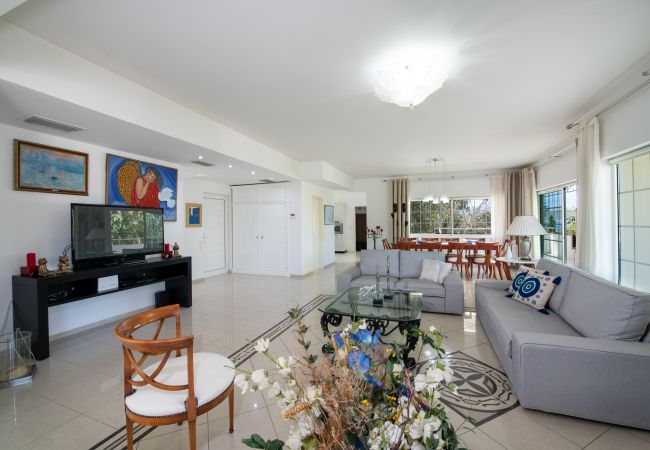 Villa in Akrotiri - Villa Plumeria Flower Villa in Akrotiri - Villa Plumeria Flower