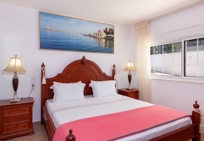 Villa in Akrotiri - Villa Plumeria Flower Villa in Akrotiri - Villa Plumeria Flower