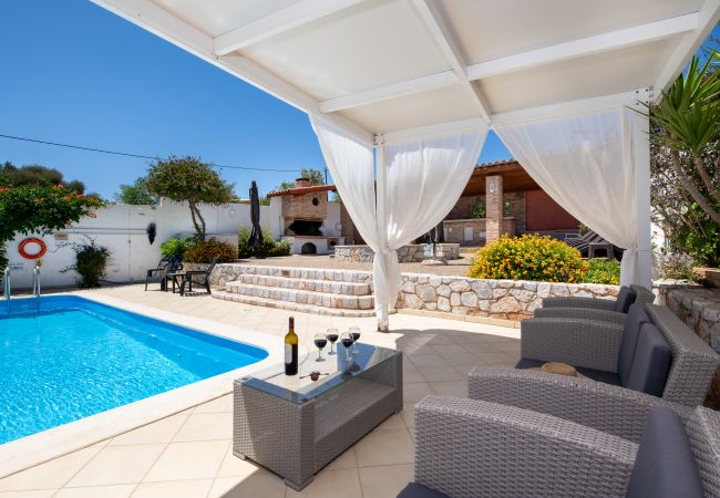 Villa in Akrotiri - Villa Plumeria Flower Villa in Akrotiri - Villa Plumeria Flower