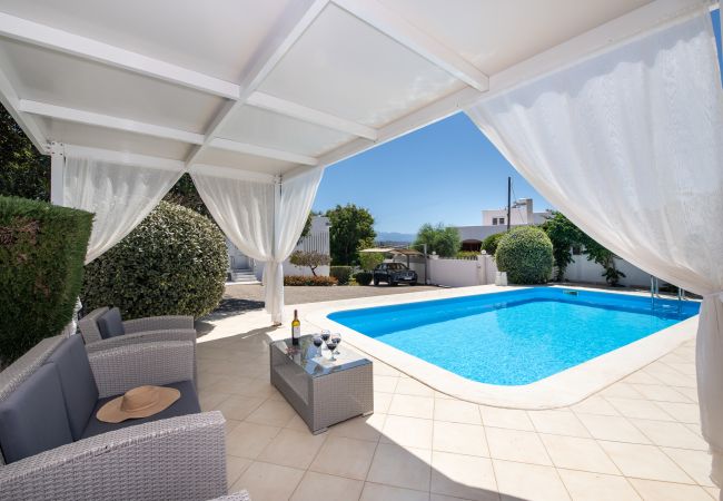 Villa in Akrotiri - Villa Plumeria Flower Villa in Akrotiri - Villa Plumeria Flower